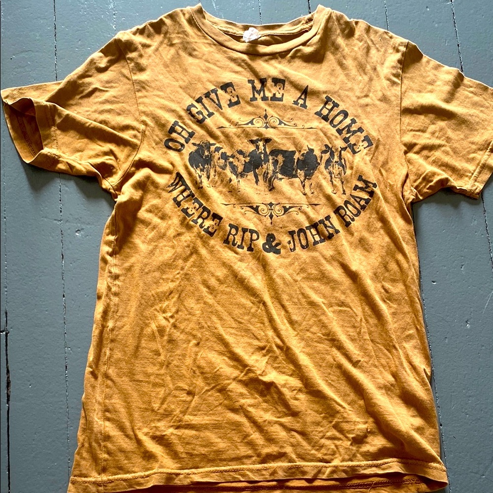 Yellowstone Graphic woman’s T-Shirt
